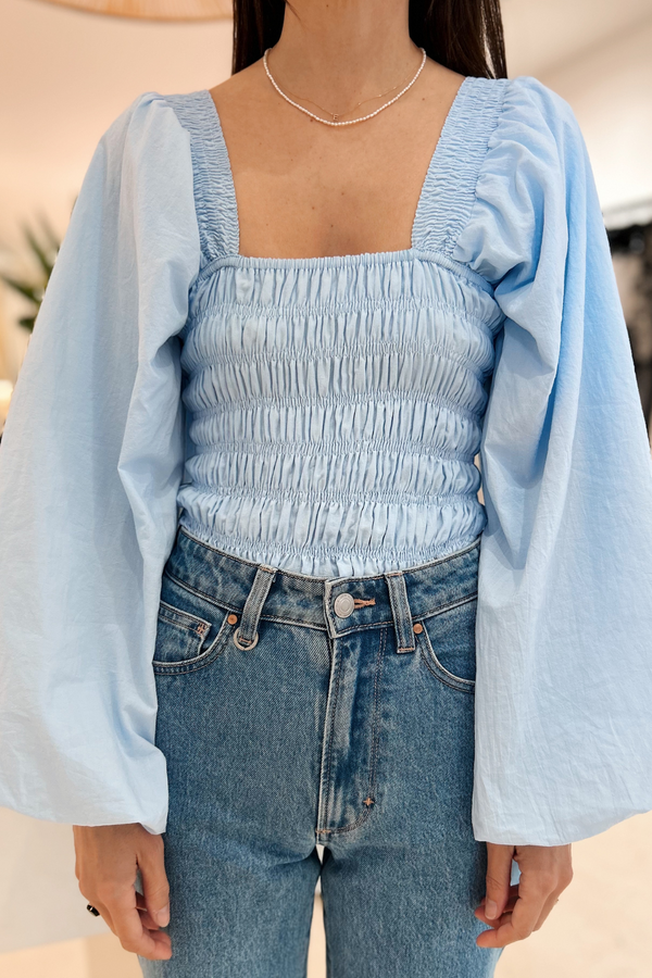 Éss The Label Abby Puff Top - Blue
