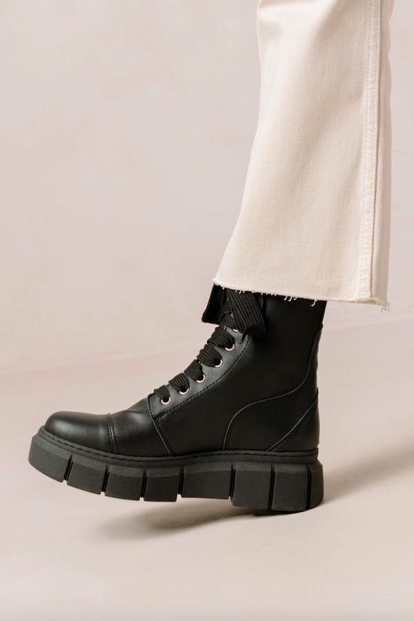 Alohas Can Can  Vegan Leather Boots - Black