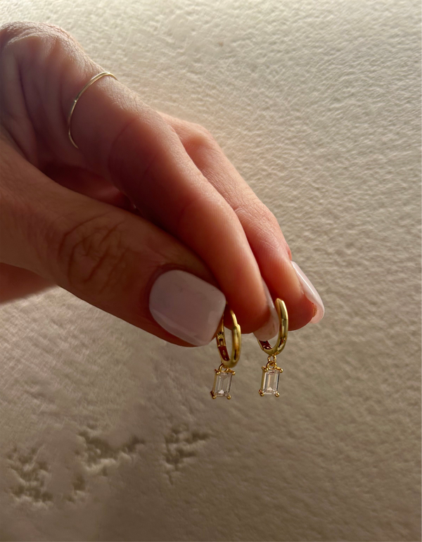 Poppy Huggie Earring - Blush