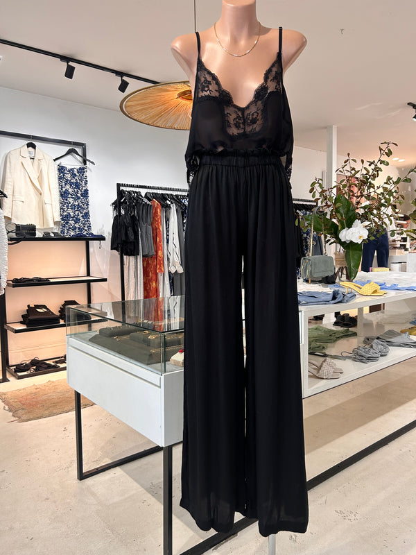 ÉSS Jacques Paper Bag Pant - Black