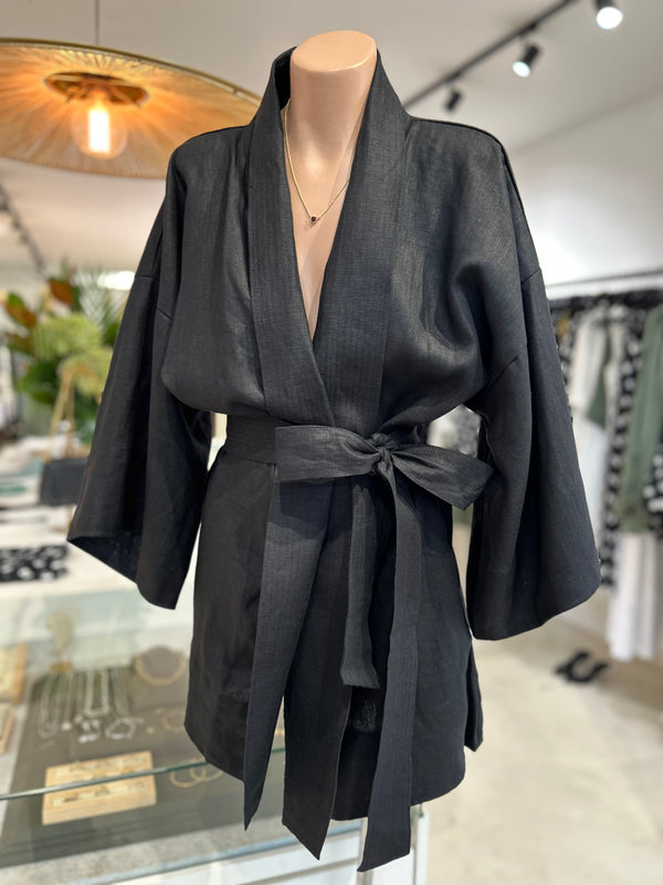 ÉSS Linen Kimono - Black