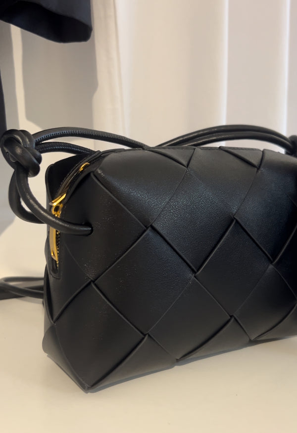 ÉSS Ella Leather Woven Bag- Black
