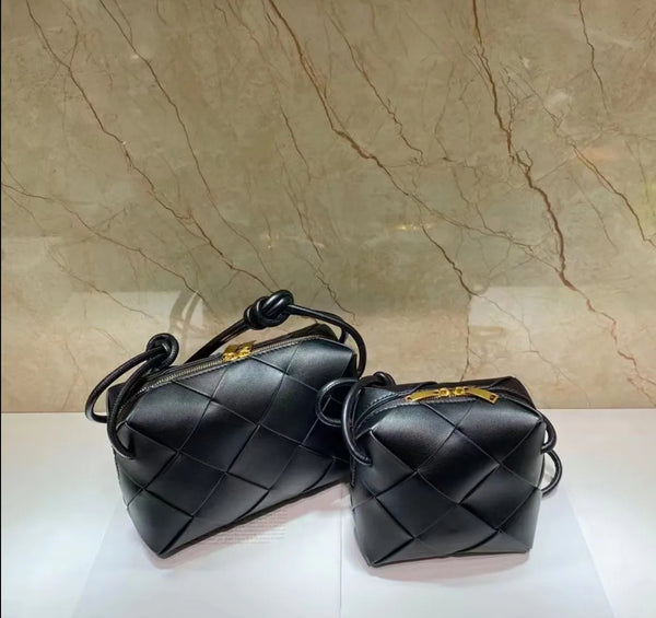 ÉSS Ella Leather Woven Bag- Black