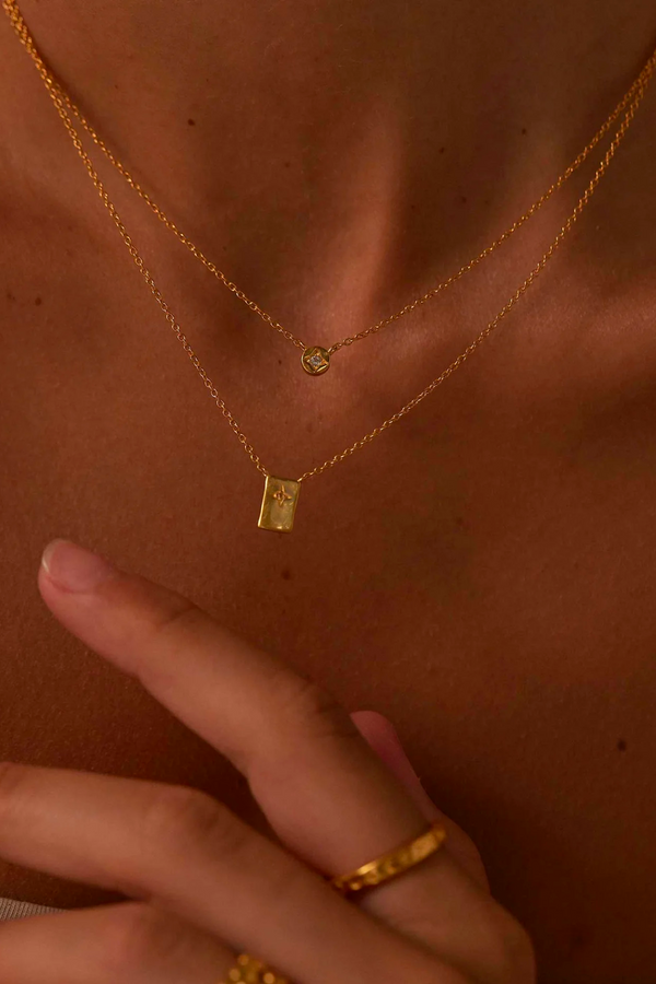 Kirstin Ash Luna Petite Necklace - Gold
