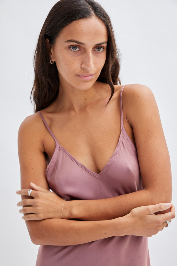 ÉSS Olive Silk Midi Dress - Plum