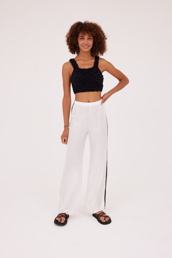 ÉSS The Mia Elastic Crop - Black