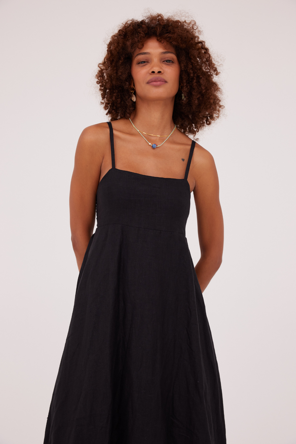 ÉSS Romi Linen Maxi Dress - Black