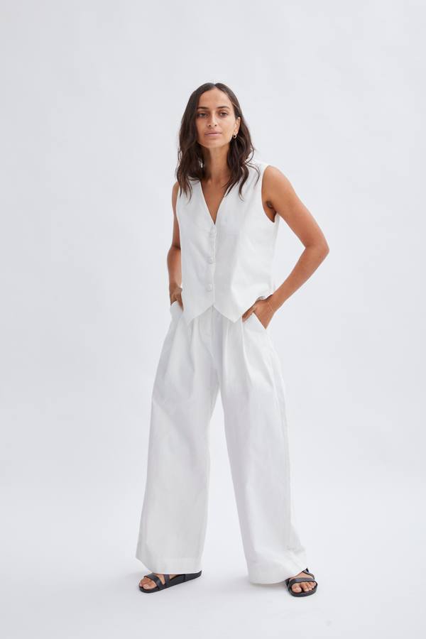 Éss The Label Branca Twill Coat - White