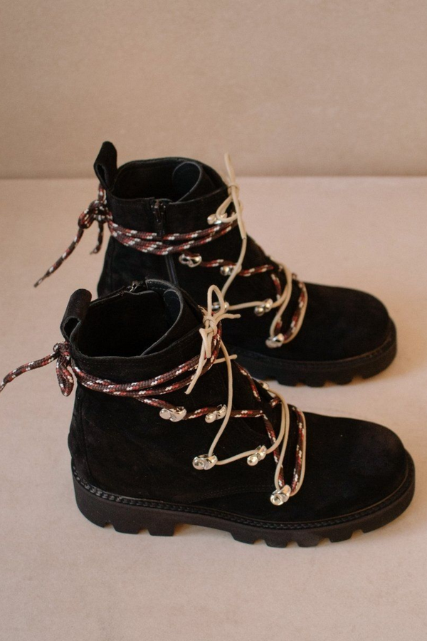 Aloha Miles Boots - Black